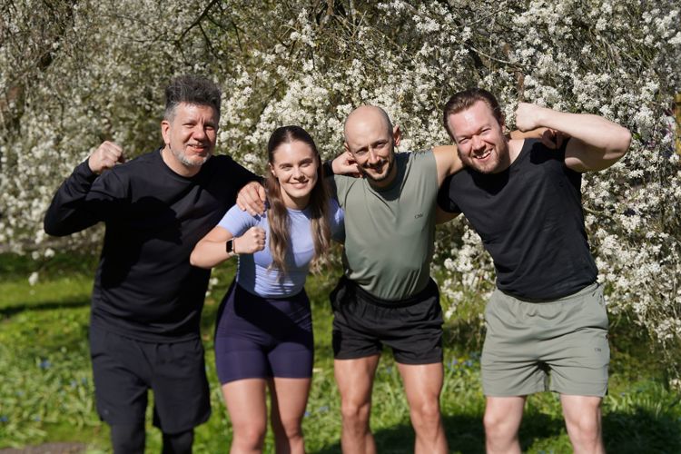 Träningsprogram i sommar, inga redskap eller vikter behövs.