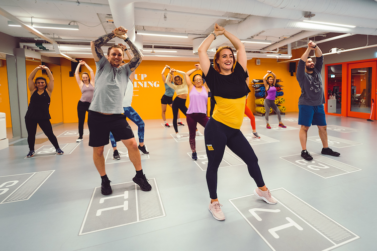 Gruppträning Dance2Move Fitness24Seven